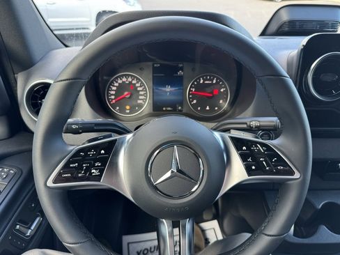 New 2025 Mercedes-Benz Sprinter 2500 image 27