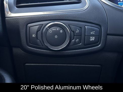 Used 2020 Ford Edge Titanium w/ Equipment Group 301A image 22