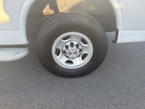 Used 2023 Chevrolet Express 2500 w/ Driver Convenience Package image 27