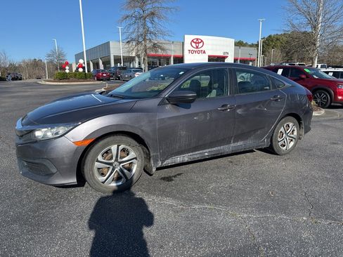 Used 2017 Honda Civic LX image 2