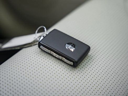 New 2026 Volvo XC60 B5 Ultra w/ Protection Package Premier image 44