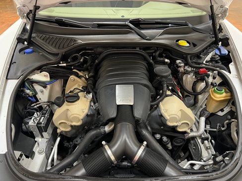 Used 2013 Porsche Panamera 4 image 37