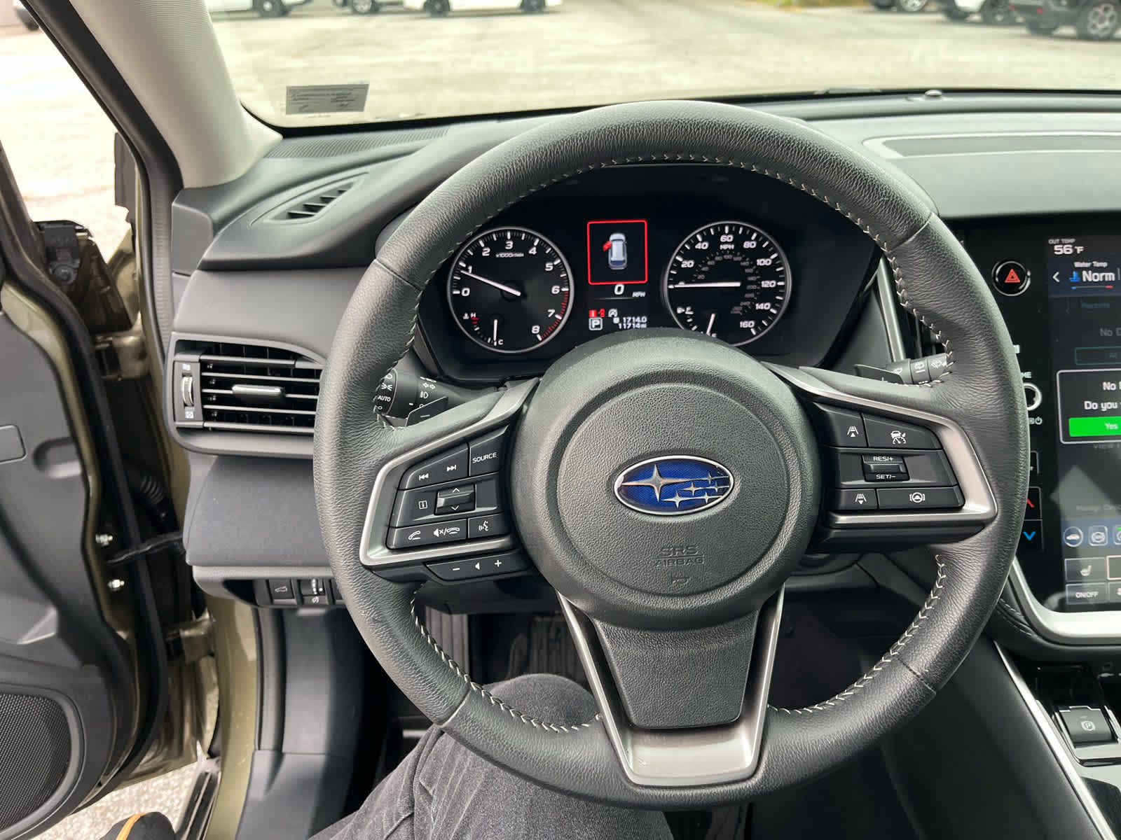 Used 2025 Subaru Outback Premium AWD/4WD image 13