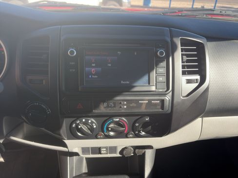 Used 2014 Toyota Tacoma 4x4 Double Cab w/ Convenience Package image 15