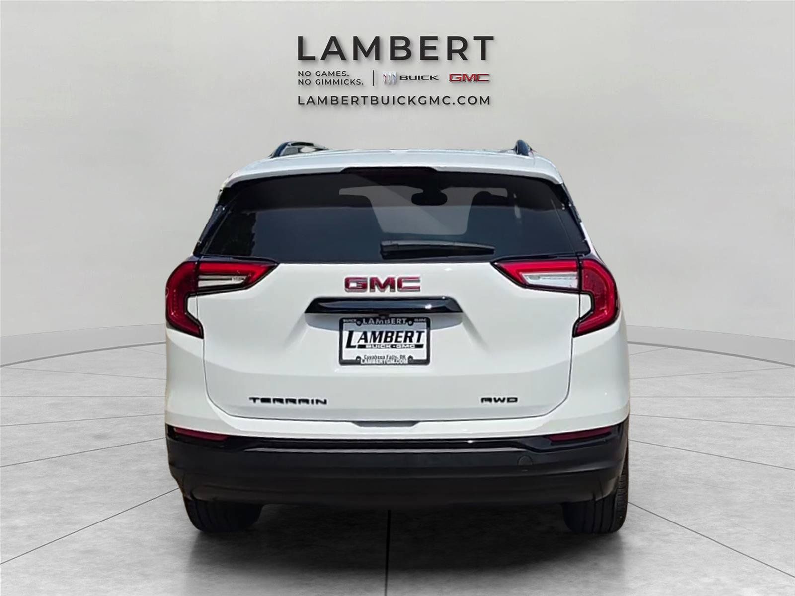 Used 2024 GMC Terrain SLT w/ Elevation Edition AWD/4WD image 4