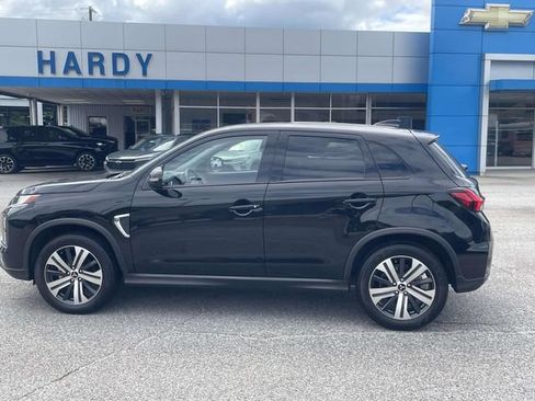 Used 2025 Mitsubishi Outlander Sport SE AWD/4WD image 7
