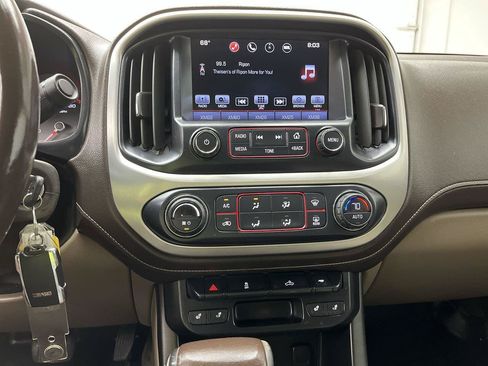 Used 2016 GMC Canyon SLT AWD/4WD image 17