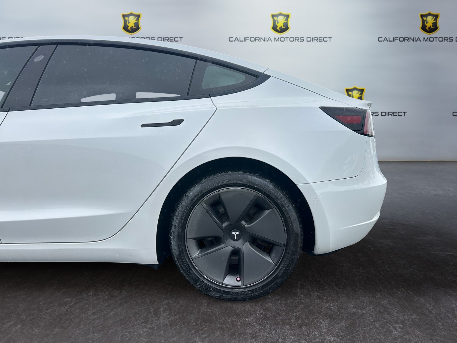 Used 2021 Tesla Model 3 Standard Range RWD image 13