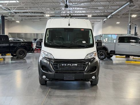 Used 2026 RAM ProMaster 2500 w/ Convenience Group FWD image 10