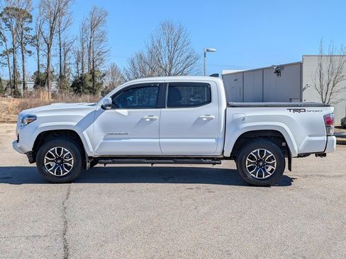 Used 2023 Toyota Tacoma TRD Sport image 13