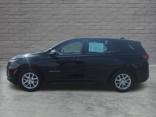Used 2024 Chevrolet Equinox LS FWD image 2