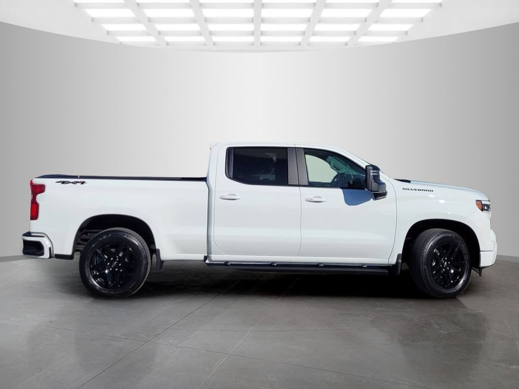 New 2026 Chevrolet Silverado 1500 RST w/ Dark Appearance Package AWD/4WD image 4