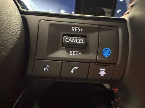 Used 2026 Nissan Kicks SR FWD image 37
