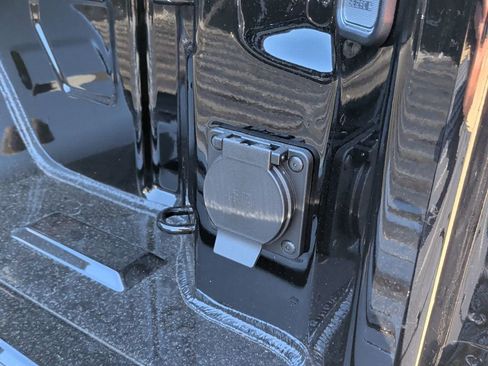 New 2026 Chevrolet Silverado 1500 Custom w/ LPO, Dark Essentials Package RWD image 33