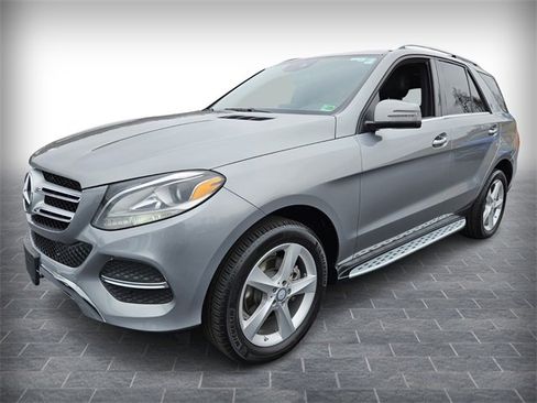Used 2016 Mercedes-Benz GLE 350 4MATIC image 3