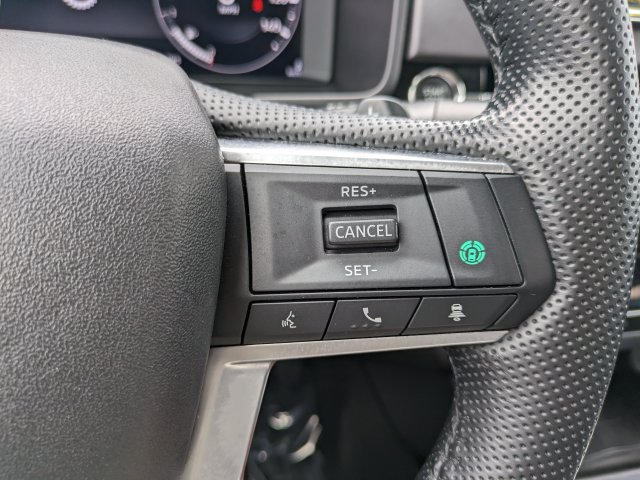 Used 2024 Mitsubishi Outlander SEL FWD image 23