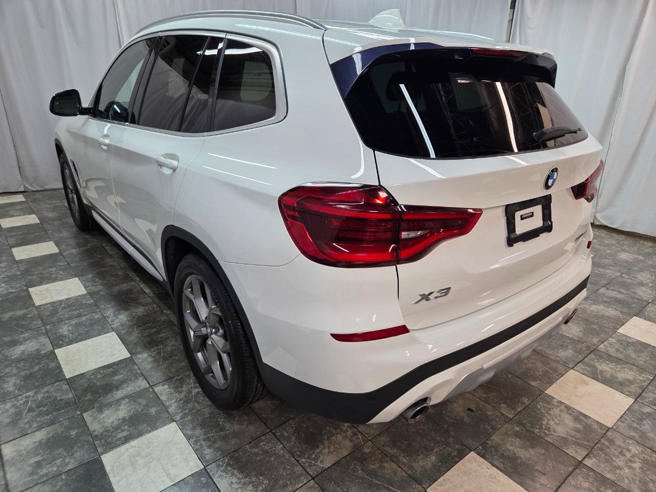 Used 2020 BMW X3 xDrive30i AWD/4WD image 6