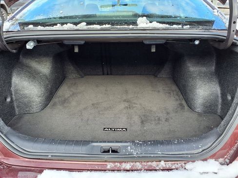 Used 2024 Nissan Altima 2.5 SV image 43