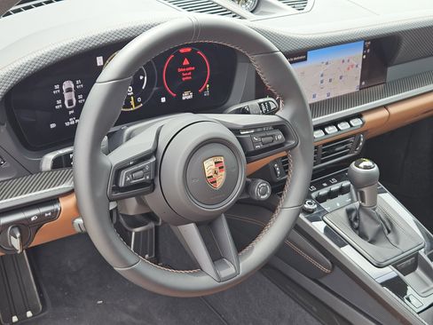 Used 2026 Porsche 911 GT3 RWD image 26