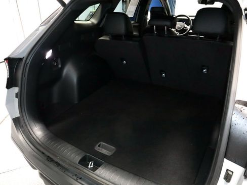 Used 2025 Kia Sportage X-Line w/ Premium Package AWD/4WD image 15