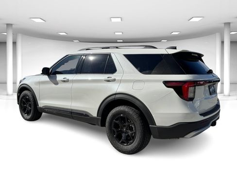 Used 2026 Ford Explorer Tremor w/ Tremor Ultimate Package AWD/4WD image 3