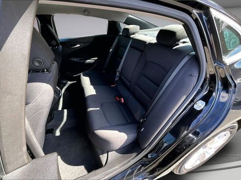 Used 2024 Chevrolet Malibu LT image 21