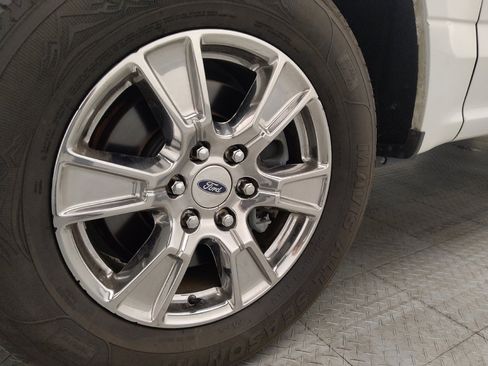 Used 2015 Ford F150 XLT w/ Equipment Group 302A Luxury RWD image 31