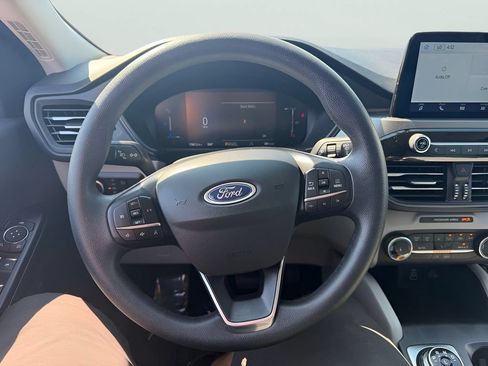 Used 2025 Ford Escape Active FWD image 23