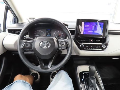 Used 2024 Toyota Corolla LE FWD image 18