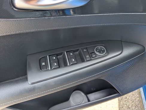 Used 2024 Kia Forte GT-Line w/ GT-Line Premium Package image 11