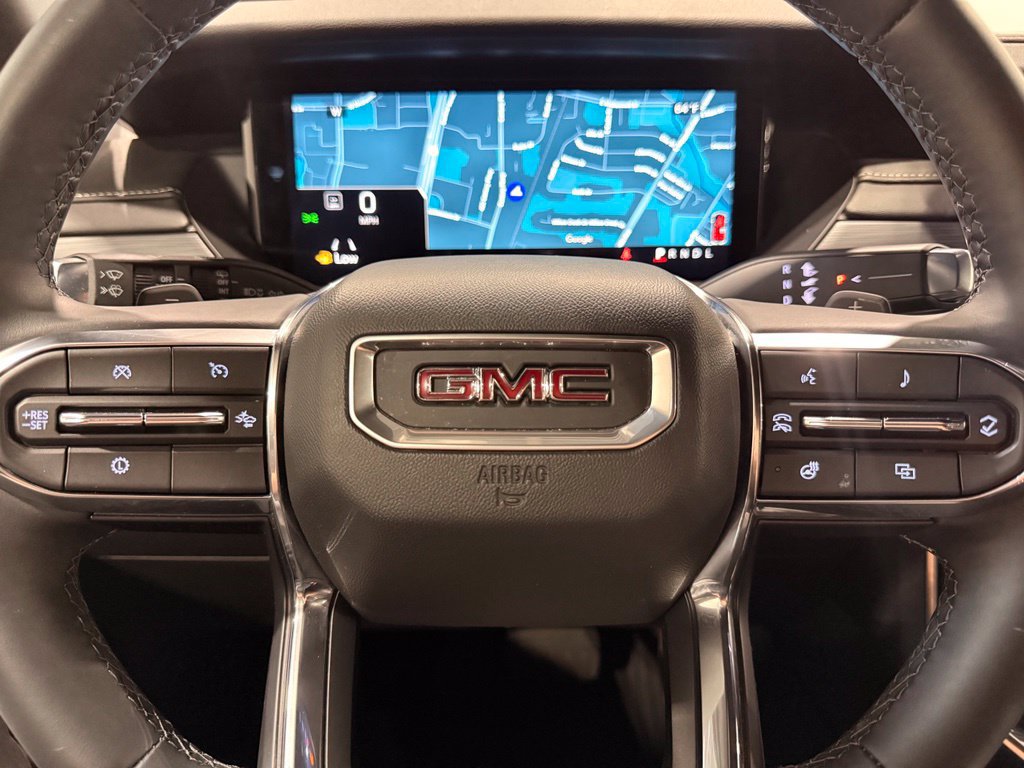 Used 2025 GMC Acadia Elevation w/ Elevation Premium Package FWD image 21