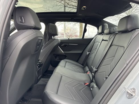 New 2026 BMW 530i xDrive AWD/4WD image 11