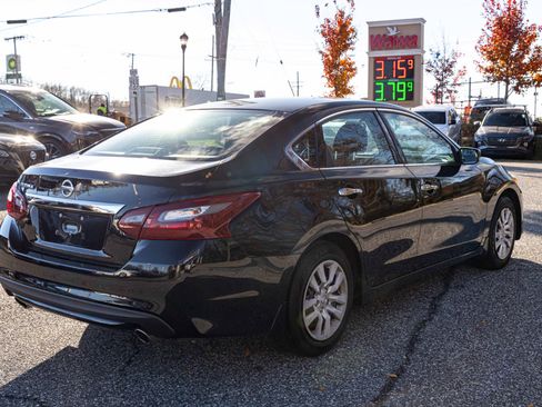 Used 2018 Nissan Altima 2.5 S w/ S Convenience Package FWD image 6