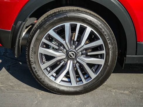Used 2024 Nissan Kicks SV w/ Exterior Package FWD image 11