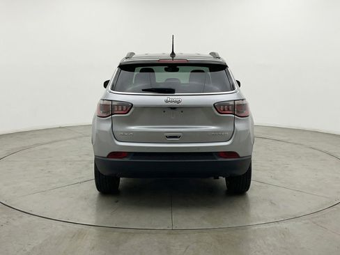 Used 2025 Jeep Compass Limited image 7