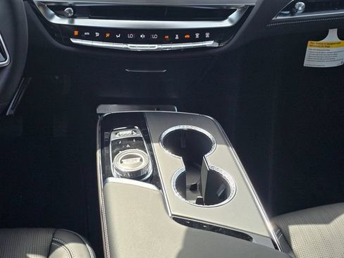 New 2026 Cadillac Lyriq Luxury RWD image 18