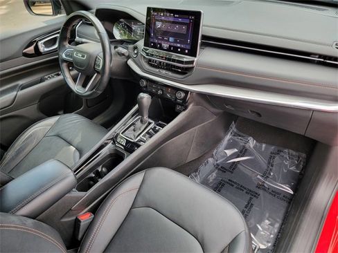 Certified 2022 Jeep Compass Limited image 25