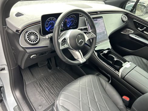 Used 2023 Mercedes-Benz EQE 350+ 4MATIC SUV image 18