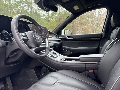 Used 2024 Hyundai Palisade Calligraphy image 25