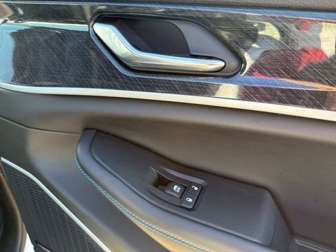 Used 2024 Jeep Grand Cherokee Trailhawk w/ Luxury Tech Group III image 57