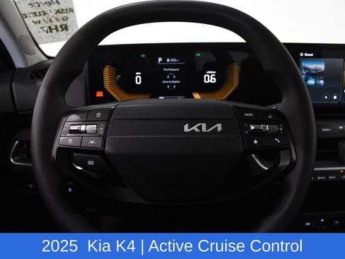 Used 2025 Kia K4 FWD image 13