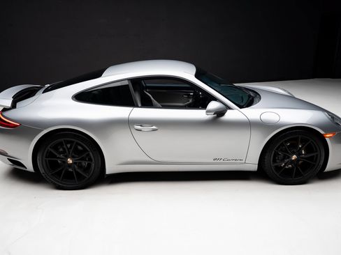 Used 2018 Porsche 911 Carrera RWD image 35