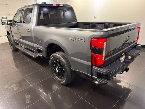 New 2026 Ford F250 Lariat w/ Black Appearance Package AWD/4WD image 4