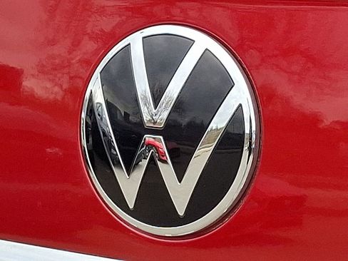 Used 2022 Volkswagen Atlas Cross Sport SE image 29