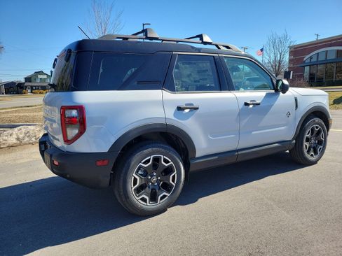 New 2026 Ford Bronco Sport Outer Banks w/ Outer Banks Tech Package+ image 11
