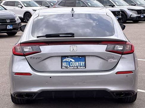 Used 2022 Honda Civic Sport Touring image 5