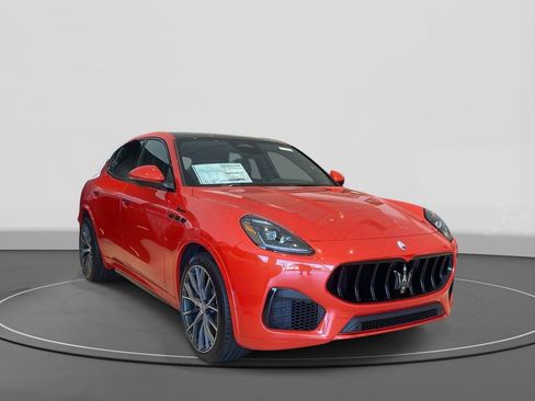 New 2026 Maserati Grecale Modena AWD/4WD image 1