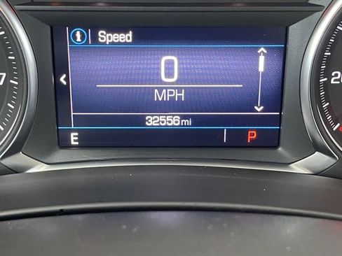 Used 2023 GMC Terrain SLE w/ Driver Convenience Package image 15