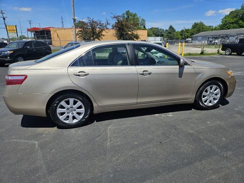 Used 2007 Toyota Camry LE FWD image 5