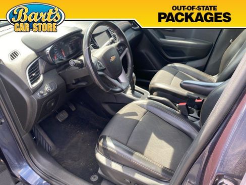 Used 2019 Chevrolet Trax LT w/ LT Convenience Package FWD image 26